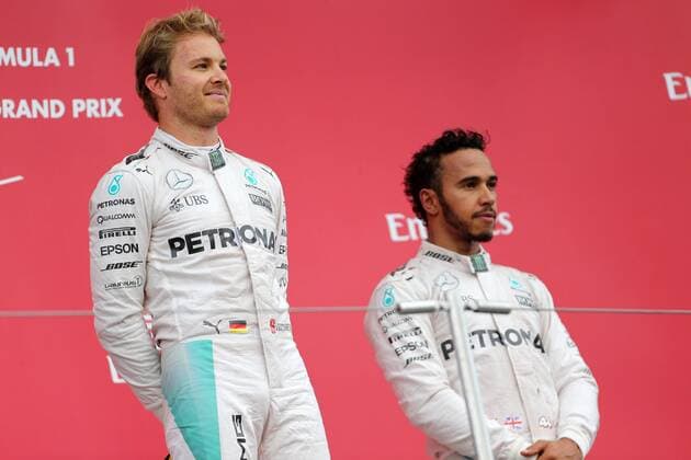 Japanese Grand Prix, Suzuka 6 - 9 October 2016 09.10.2016 - Race, Nico Rosberg (GER) Mercedes AMG F1 W07 Hybrid race winner and 3rd position Lewis Hamilton (GBR) Mercedes AMG F1 W07 Hybrid 