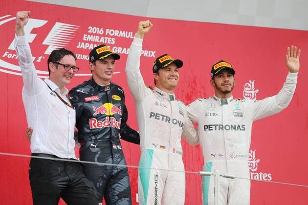 Motorsports: FIA Formula One World Championship WM Weltmeisterschaft 2016, Grand Prix of Japan, Andrew Shovlin (Mercedes AMG Petronas Formula One Team), 33 Max Verstappen (NLD, Red Bull Racing), 6 Nico Rosberg (GER, Mercedes AMG Petronas Formula One Team), 44 Lewis Hamilton (GBR, Mercedes AMG Petronas Formula One Team), xHOCHxZWEIx