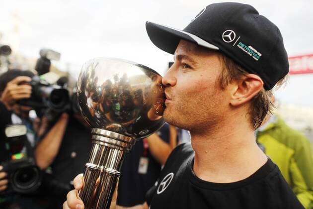 Motorsports: FIA Formula One World Championship WM Weltmeisterschaft 2016, Grand Prix of Japan, 6 Nico Rosberg (GER, Mercedes AMG Petronas Formula One Team), xHOCHxZWEIx