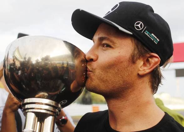 Motorsports: FIA Formula One World Championship WM Weltmeisterschaft 2016, Grand Prix of Japan, 6 Nico Rosberg (GER, Mercedes AMG Petronas Formula One Team), xHOCHxZWEIx