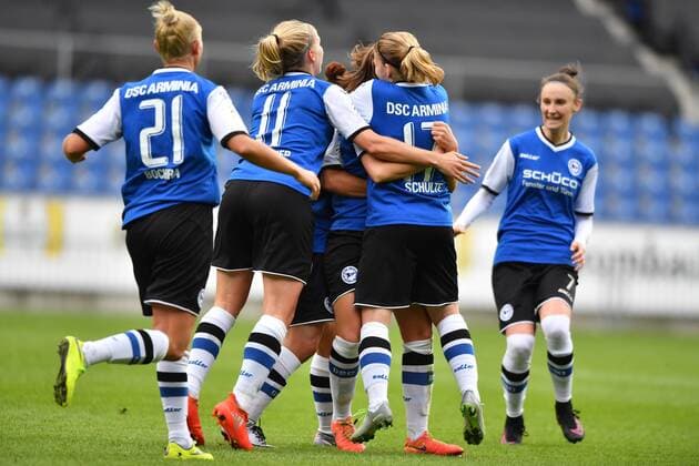 Jubel, Freuen, celebrate, happy, cheer , Goal Celebration Tor 1:1 DSC Arminia Bielefeld, DFB Pokal : DSC Arminia Bielefeld - FSV Gütersloh, xmkx