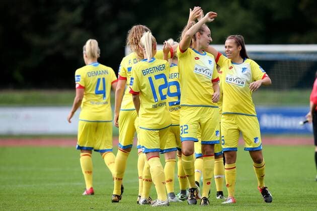 Stephanie Breitner ( TSG 1899 Hoffenheim ) Tamar Dongus ( TSG 1899 Hoffenheim ) Nicole Billa ( TSG 1899 Hoffenheim ), VfL Sindelfingen vs. TSG 1899 Hoffenheim, Frauen, DFB Pokal 2.Runde, 09.10.2016, Foto:Langer EibnerPressefoto Sindelfingen Copyright: xLanger Eibner-Pressefotox EP_HLR