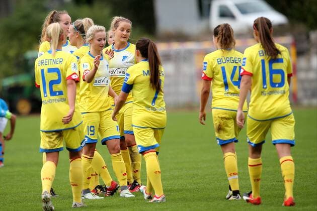 Jubel nach dem 0:1 von Kristin Demann ( TSG 1899 Hoffenheim ), VfL Sindelfingen vs. TSG 1899 Hoffenheim, Frauen, DFB Pokal 2.Runde, 09.10.2016, Foto:Langer EibnerPressefoto Sindelfingen Copyright: xLanger Eibner-Pressefotox EP_HLR