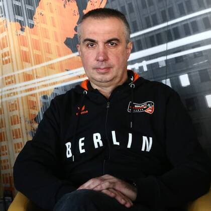 Volleyball, Herren, Saison 2015 16, Bundesliga, Saisonauftakt-PK BR Volleys, Cheftrainer Roberto Serniotti (Berlin Recycling Volleys), 10.10.16,