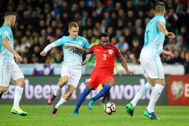 SOCCER - FIFA World Cup WM Weltmeisterschaft Fussball 2018 quali, SLO vs ENG LJUBLJANA,SLOVENIA,11.OCT.16 - SOCCER - FIFA World Cup 2018, european qualifiers, international match Länderspiel Slovenia vs England. Image shows Valter Birsa (SLO) and Danny Rose (ENG). GEPAxpictures xMaticxKlansek