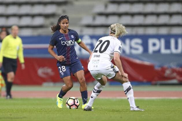 Fußball, Damen, CL, Paris St. Germain - Lilleström SK Shirley Cruz (PSG) FOOTBALL : Paris St.Germain vs LSK Lilleström - Ligue des Champions Feminine - 13 10 2016 GwendolineLeGoff Panoramic 