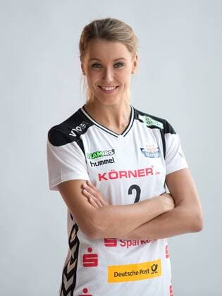 Mareen Apitz, Fotoshooting, Shooting in der Gläsernen Manufaktur von Volkswagen in Dresden, 12.10.2016, Dresdner SC, Volleyball, 1. Bundesliga Frauen, 1. Liga, DSC, Saison 2016 2017,