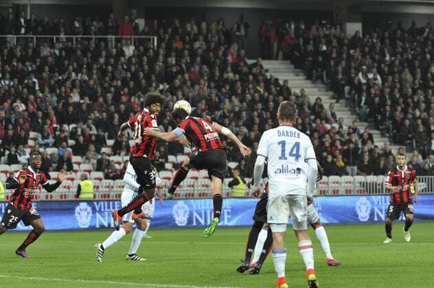 Dante (OGC Nice) - Paul Baysse (OGC Nice) FOOTBALL : OGC Nice vs Olympique Lyon - Ligue 1 - 14 10 2016 NorbertScanella 