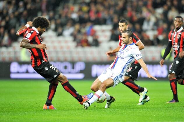 Fußball, OGC Nizza - Olympique Lyon 15 JEREMY MOREL (ol) - 05 Younes BELHANDA (nice) - 31 DANTE (nice) FOOTBALL : Nice vs Lyon - Ligue 1 - 14 10 2016 FEP 