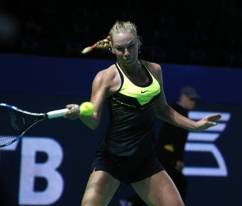 RUSSIAN FEDERATION. Moscow. 15 oct.2016. complex OLympic (Indoore stadium). XXVII Anniversary International tennis tournament VTB Kremlin Cup 2016. Women, Singles. PERVUSHINA Olesya (RUS) vs PODORSKA Nadia (ARG). PERVUSHINA Olesya (RUS) 