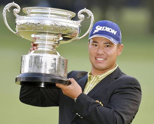 Matsuyama wins Japan Open Golf Championship for 1st time Hideki Matsuyama of Japan poses with the winner s trophy after his victory in the Japan Open Golf Championship at Sayama Golf Club in Iruma, Saitama Prefecture, north of Tokyo, on Oct. 16, 2016. U.S. PGA Golf Herren Tour regular Matsuyama won the prestigious title for the first time with a 5-under 275. 