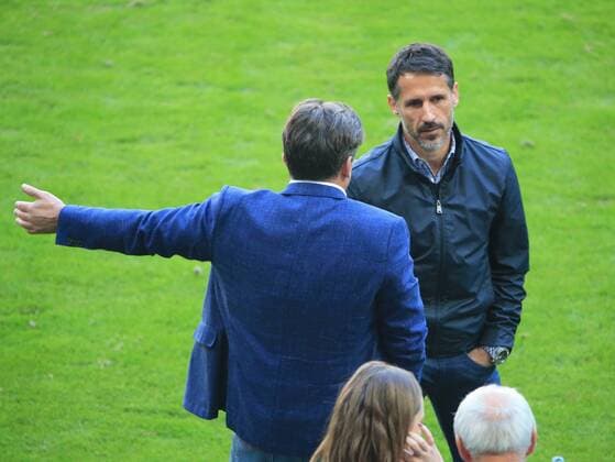 15.10.2016, 2. BL, TSV 1860 vs Fortuna Duesseldorf, Allianz Arena Muenchen, Fussball, im Bild: TSV 1860 Trainer Kosta Runjaic mit Sportdirektor Thomas Eichin