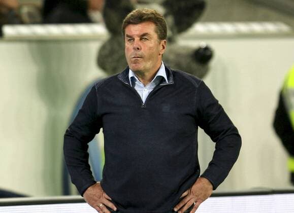 Dieter Hecking Porträt, Portrait enttäuscht schauend, Enttäuschung, Frustration, disappointed, pessimistisch, Fussball, Bundesliga, VfL Wolfsburg - RasenBallsport Leipzig, xtgx