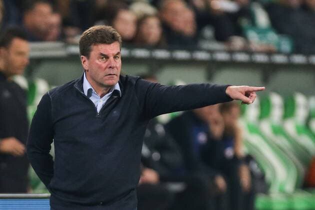 Trainer Dieter Hecking (VfL Wolfsburg) - 1. Fu§ball Bundesliga Punktspiel Saison 2016-2017 VfL Wolfsburg vs. RB Leipzig in der Volkswagen Arena in Wolfsburg - Deutschland, Fu§ball, Mann, Männer,16.10.2016