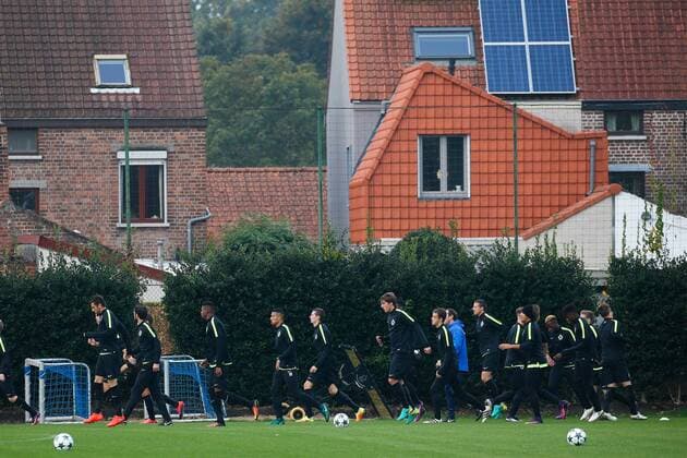 Club s players pictured during a training session of Belgian first division soccer team Club Brugge KV in Brugge, Monday 17 October 2016. Brugge is preparing for the third game in the UEFA Champions League competition against Portugese club Porto tomorrow. BRUNOxFAHY  x04958928x