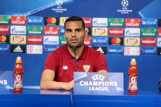 Fußball, CL, FC Sevilla Pressekonferenz FC Sevilla press - Zagreb, Croatia 17.10.2016., Zagreb - FC Sevilla press conference PK Pressekonferenz before Champions league match against GNK Dinamo. Mercado Gabriel.  DaliborxUrukalovic PIXSELL