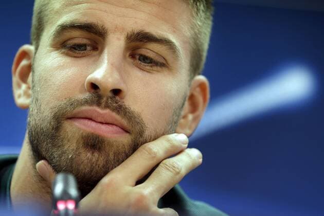 FC Barcelona Barca s player Gerard Pique addresses a press conference PK Pressekonferenz at Joan Gamper city in Sant Joan Despi, Barcelona, Catalonia, north-eastern Spain, 18 October 2016. FC Barcelona will face Manchester City on 19 October in a Champions League match. FC BARCELONA PRESS CONFERENCE !ACHTUNG: NUR REDAKTIONELLE NUTZUNG!  20161018-636123954155514818