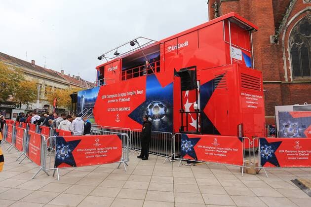 Champions League trophy - Osijek, Croatia 18.10.2016., Osijek, Croatia - At pope John Paul II square is exposed Champions League trophy. The trophy will be exposed for two days and football fans can be photographed with the trophy.  DavorxJavorovic PIXSELL