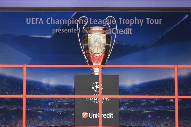 Champions League trophy - Osijek, Croatia 18.10.2016., Osijek, Croatia - At pope John Paul II square is exposed Champions League trophy. The trophy will be exposed for two days and football fans can be photographed with the trophy.  DavorxJavorovic PIXSELL
