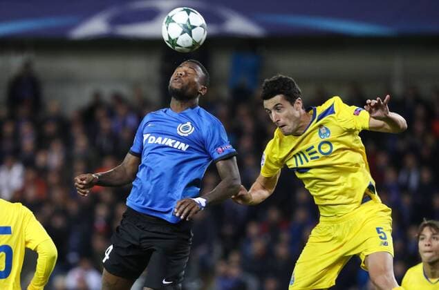 Club s Stefano Denswil and Porto s defender Ivan Marcano fight for the ball during the third game of the group stage of the UEFA Champions League competition between Belgian first division soccer team Club Brugge KV and Portugese club FC Porto in Brugge, Tuesday 18 October 2016. VIRGINIExLEFOUR  x04959702x