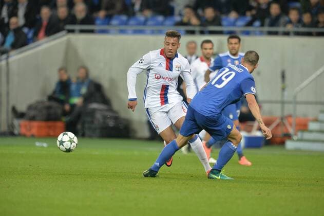 Corentin Tolisso (lyon) vs Leonardo Bonucci(juventus) - Fussball, Champions League, Olympique Lyon vs. Juventus Turin - 18 10 2016 FredericChambert Panoramic 