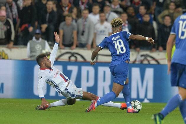 Corentin Tolisso (lyon) vs Mario Lemina (juventus) - Fussball, Champions League, Olympique Lyon vs. Juventus Turin - 18 10 2016 FredericChambert Panoramic 