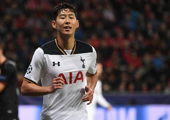 18.10.2016, xjhx, Fussball Champions League, Bayer 04 Leverkusen - Tottenham Hotspur, emspor , v.l. Heung-Min Son (Tottenham Hotspur) Leverkusen