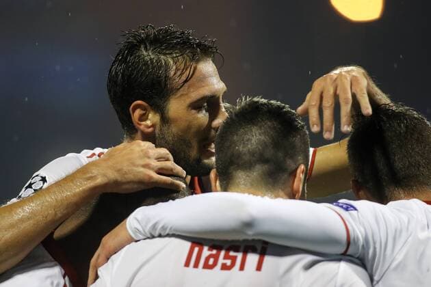 SOCCER - CL, Zagreb vs Sevilla ZAGREB,CROATIA,18.OCT.16 - SOCCER - UEFA Champions League, group stage, GNK Dinamo Zagreb vs Sevilla FC. Image shows the rejoicing of Samir Nasri (Sevilla) and Mariano Ferreira (Sevilla). GEPAxpictures xMaticxKlansek
