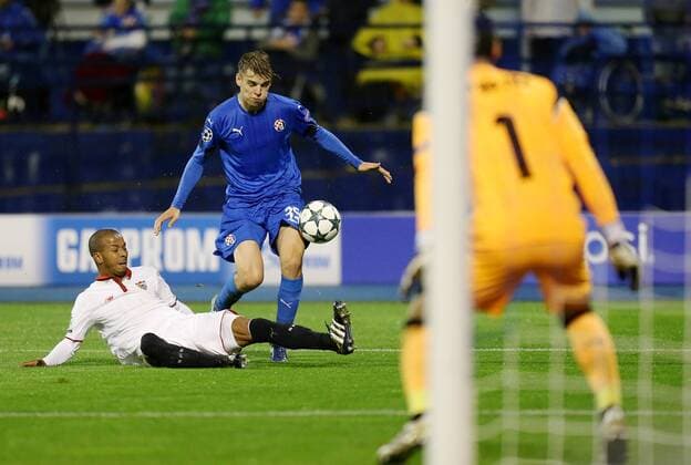 UEFA Champions League, GNK Dinamo - Sevilla 18.10.2016., Maksimir Stadium, Zagreb - UEFA Champions League, Group H, Round 3, GNK Dinamo - Sevilla FC.Borna Sosa  DaliborxUrukalovic PIXSELL