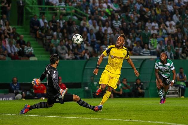 October 18, 2016 - Lisbon, Aveiro, Portugal - Borussias forward Pierre Aubameyang from Gabon in action during the UEFA Champions League match between Sporting Clube de Portugal and Borussia Dortmund at Estadio Jose Alvalade on October 18, 2016 in Lisbon, Portugal. Sporting Clube de Portugal v Borussia Dortmund - UEFA Champions League  - ZUMAn230 20161018_zaa_n230_128