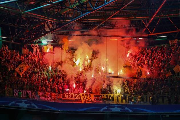 October 18, 2016 - Lisbon, Aveiro, Portugal - Borussias supporters during the UEFA Champions League match between Sporting Clube de Portugal and Borussia Dortmund at Estadio Jose Alvalade on October 18, 2016 in Lisbon, Portugal. Sporting Clube de Portugal v Borussia Dortmund - UEFA Champions League  - ZUMAn230 20161018_zaa_n230_193