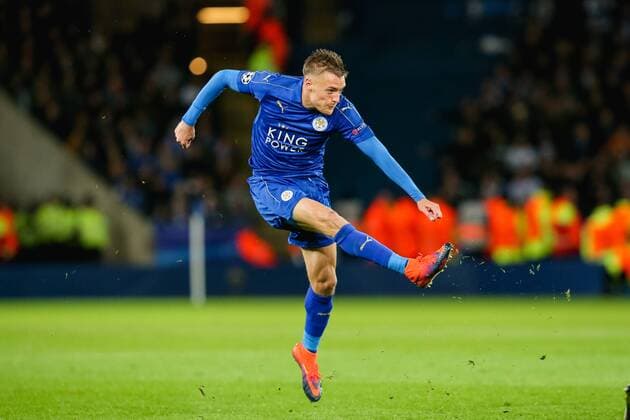 Jamie Vardy (Leicester), OCTOBER 18, 2016 - Football Soccer : Jamie Vardy of Leicester City takes a shot during the UEFA Champions League Group Stage match between Leicester City and FC Copenhagen at King Power Stadium in Leicester, England. Noxthirdxpartyxsales  (mdga012224)
