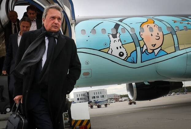 Anderlecht s manager Herman Van Holsbeeck pictured at the arrival of Belgian soccer team RSC Anderlecht, Wednesday 19 October 2016, in Frankfurt, Germany. Tomorrow Anderlecht is playing German club FSV Mainz in the third match of the group stage of the Europa League competition. VIRGINIExLEFOUR  x04960241x