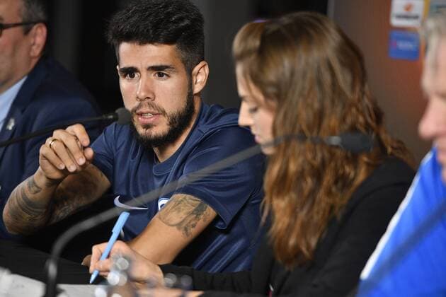 Genk s Alejandro Pozuelo and the Dutch-Spanish translator pictured during a press conference PK Pressekonferenz of Belgian soccer team RC Genk, Wednesday 19 October 2016, in Genk. Tomorrow Genk is playing the third game of the group stage of the Europa League competition against Portuguese team Athletic Bilbao. YORICKxJANSENS  x04960374x