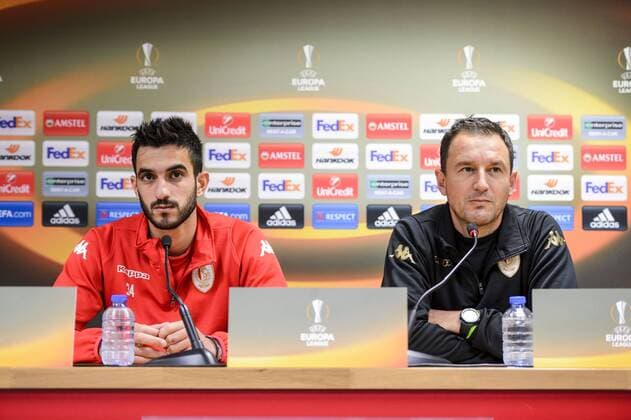 Standard s Konstantinos Laifis and Standard s head coach Aleksandar Jankovic pictured during a press conference PK Pressekonferenz of Belgian soccer team Standard de Liege, Wednesday 19 October 2016, in Liege. Tomorrow Standard is playing the third game of the group stage of the Europa League competition against Greek team Panathinaikos. NICOLASxLAMBERT  x04960574x