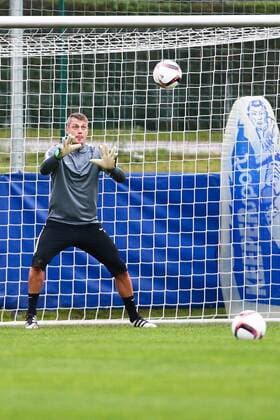 SOCCER - EL, RBS vs Nice, preview SALZBURG,AUSTRIA,19.OCT.16 - SOCCER - UEFA Europa League, group stage, Red Bull Salzburg vs OGC Nice, preview, final training RBS. Image shows Alexander Walke (RBS). GEPAxpictures xFelixxRoittner