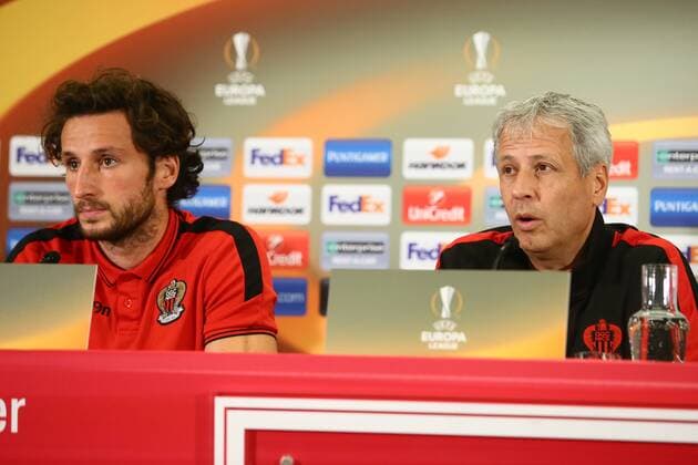 SOCCER - EL, RBS vs Nice, preview SALZBURG,AUSTRIA,19.OCT.16 - SOCCER - UEFA Europa League, group stage, Red Bull Salzburg vs OGC Nice, preview, press conference PK Pressekonferenz Nice. Image shows Paul Baysse and head coach Lucien Favre (Nice). GEPAxpictures xFelixxRoittner
