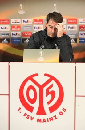 Anderlecht s head coach Rene Weiler pictured during a press conference PK Pressekonferenz of Belgian soccer team RSC Anderlecht, Wednesday 19 October 2016, in Mainz, Germany. Tomorrow Anderlecht is playing German club FSV Mainz in the third match of the group stage of the Europa League competition. VIRGINIExLEFOUR  x04960802x