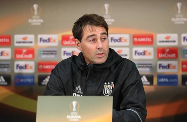 Anderlecht s head coach Rene Weiler pictured during a press conference PK Pressekonferenz of Belgian soccer team RSC Anderlecht, Wednesday 19 October 2016, in Mainz, Germany. Tomorrow Anderlecht is playing German club FSV Mainz in the third match of the group stage of the Europa League competition. VIRGINIExLEFOUR  x04960798x