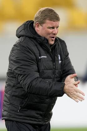 Gent s head coach Hein Vanhaezebrouck pictured in action during a training of Belgian soccer team KAA Gent, Wednesday 19 October 2016, in Lviv, Ukraine. Tomorrow Gent is playing Ukraine club Shaktar Donetsk in the third match of the group stage of the Europa League competition. JASPERxJACOBS  x04960938x