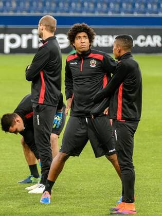 19.10.2016, Red Bull Arena, Salzburg, AUT, UEFA EL, FC Red Bull Salzburg vs OGC Nizza, Gruppe I, Training, im Bild Dante (OGC Nizza) Dante (OGC Nizza) during Trainingssession before the UEFA Europa League group I match between FC Red Bull Salzburg and OGC Nizza at the Red Bull Arena in Salzburg, Austria on 2016 10 19. Salzburg  EP_fei  
