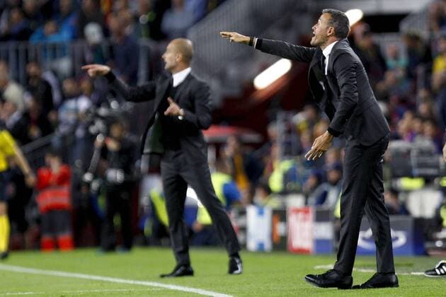 Barcelona s coach Luis Enrique (R) and Manchester City s coach Pep Guardiola during the UEFA Champions League group C match between FC Barcelona Barca and Manchester City at Camp Nou stadium in Barcelona, Catalonia, Spain, 19 October 2016. FC BARCELONA VS. MANCHESTER CITY !ACHTUNG: NUR REDAKTIONELLE NUTZUNG!  BCN001 20161019-636125093608523611