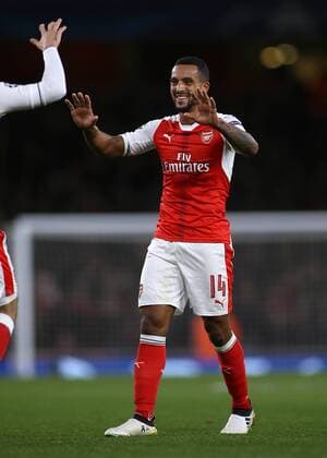 19.10.2016. Emirates Stadium, London, England. UEFA Champions League Football. Arsenal versus PFC Ludogorets Razgrad. Arsenal Forward Theo Walcott celebrates his goal with Arsenal Defender Hector Bellerin xMarkxKertonx  ActionPlus11801784