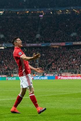 Robert Lewandowski (FC Bayern Muenchen 9) beim Torjubel nach dem Treffer zum 3:1 beim Championsleague Spiel zwischen Bayern Muenchen und dem PSV Eindhoven am 19.10.2016, Muenchen Copyright: xSchülerx xEibner-Pressefotox EP_jse