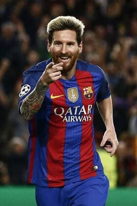 Themen der Woche - Sport Bilder des Tages - SPORT Barcelona s Argentinian striker Leo Messi celebrates the third goal for the team against Manchester City during the UEFA Champions League group C match between FC Barcelona Barca and Manchester City at Camp Nou stadium in Barcelona, Catalonia, Spain, 19 October 2016. FC BARCELONA VS. MANCHESTER CITY !ACHTUNG: NUR REDAKTIONELLE NUTZUNG!  BCN001 20161019-636125134975855260