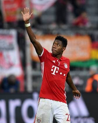FUSSBALL CHAMPIONS LEAGUE SAISON 2016 2017 GRUPPENPHASE FC Bayern Muenchen - PSV Eindhoven 19.10.2016 David Alaba (FC Bayern Muenchen) winkt nach dem Abpfiff 