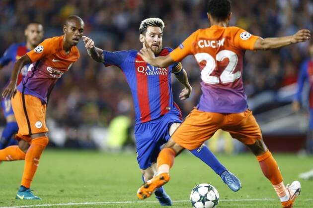 (l-r) Lionel Messi of FC Barcelona Barca Gael Clichy of Manchester Cityduring the UEFA Champions League group C match between FC Barcelona and Manchester City on October 19, 2016 at the Camp Nou stadium in Barcelona, Spain. FC Barcelona v Manchester City UEFA Champions League 2016 2017 xVIxxIVx 6427085