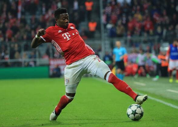 Fußball, CL, Bayern München - PSV Eindhoven 19.10.2016, CL, FC Bayern vs PSV Eindhoven, Allianz Arena Muenchen, Fussball, im Bild: David Alaba (FCB)