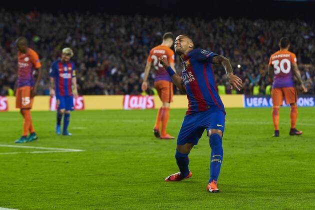 19.10.2016, xslx, Fussball UEFA Champions League, FC Barcelona Barca - FC Manchester City, emspor, v.l. Neymar da Silva Jr (FC Barcelona) Jubelt nach dem Tor zum 4-0 Barcelona