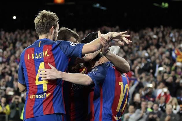 19.10.2016. Nou Camp, Barcelona, Spain. UEFA Champions League Football. Barcelona versus Manchester City. Messi celebrates his second goal with his teammates xAngelxBoludax  ActionPlus11802041